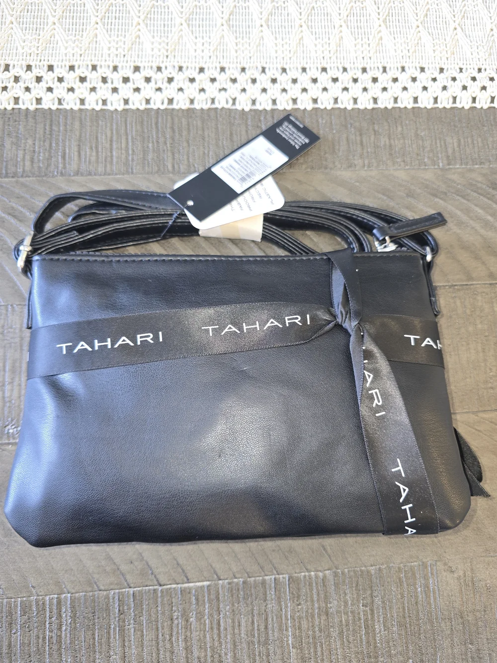Tahari NWT Multicolor Floral Crossbody Bag Set with Matching Wristlet Watercolor
